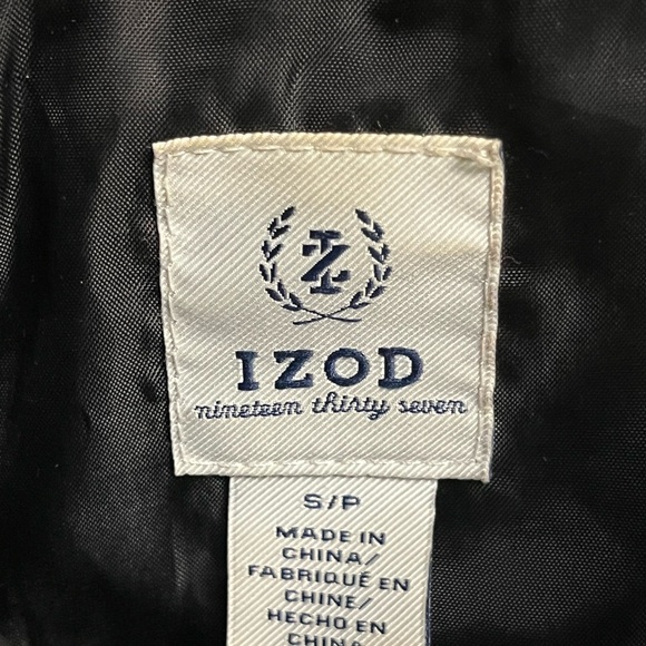 IZOD Women’s black Vest  SP
B4 - Picture 5 of 5
